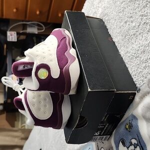 Jordan 13 Retro GT sz8c  'Bordeaux' 2017 release.